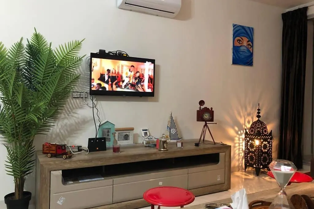 Ferienwohnung Pieds Dans L'Eau, Piscine Face A La Mer - Adan Beach Agadir Apartment