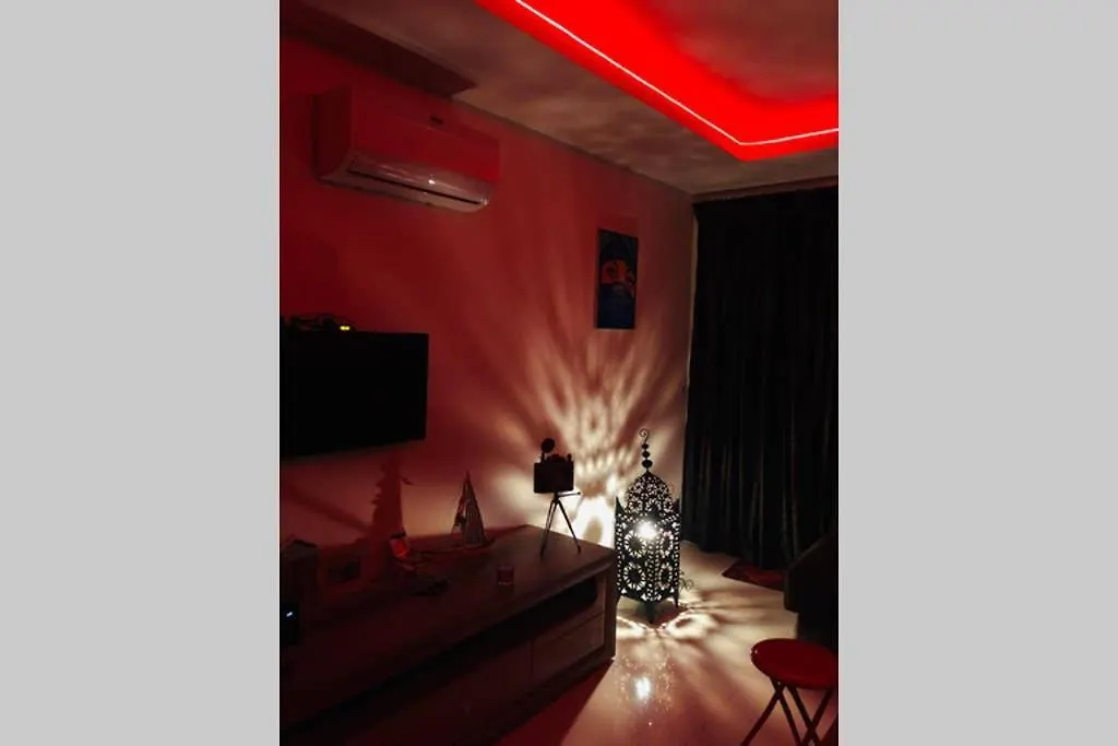 Ferienwohnung Pieds Dans L'Eau, Piscine Face A La Mer - Adan Beach Agadir Apartment